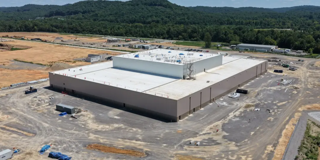 X-energy desenvolve reatores modulares que usam gás hélio para operar em temperaturas altas, gerando calor para a indús…