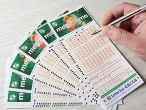 R$ 92 milhões do prêmio da Mega Sena rendem todo mês na poupança e no Tesouro. É bom ver que o dinheiro renderia mesmo …