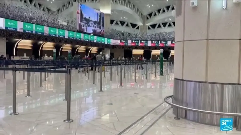 Riad, capital da Arábia Saudita, foi alvo de um ataque reivindicado pelos Houthis no aeroporto principal. Enquanto isso…