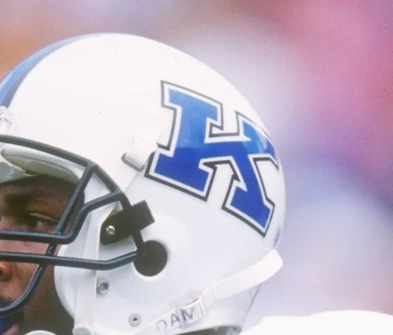 Kentucky Football traz de volta o logo Power K para o jogo contra LSU neste sábado. O técnico Will Stein falou que o lo…