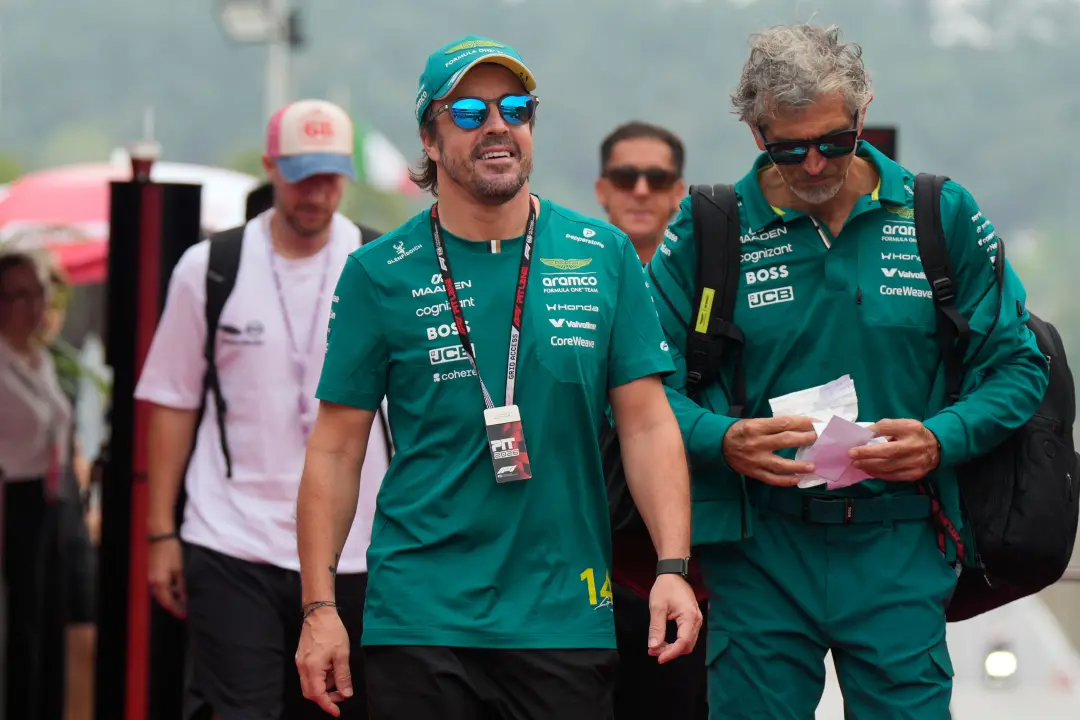 Fernando Alonso vai participar do Rally Dakar no ano que vem, mesmo depois de falar em ter bastante fôlego com a Aston …