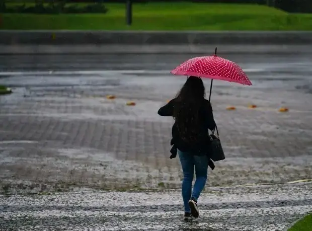 Mais de 90 mm de chuva prevista entre norte do Rio Grande do Sul, oeste de Santa Catarina e sudoeste paranaense. O risc…