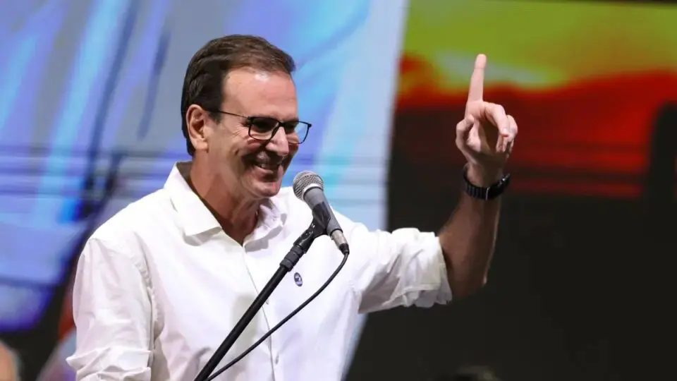 Paes acusou Ruas e Garotinho de manobra para evitar o segundo turno no Rio de Janeiro. Isso tira da galera a chance de …
