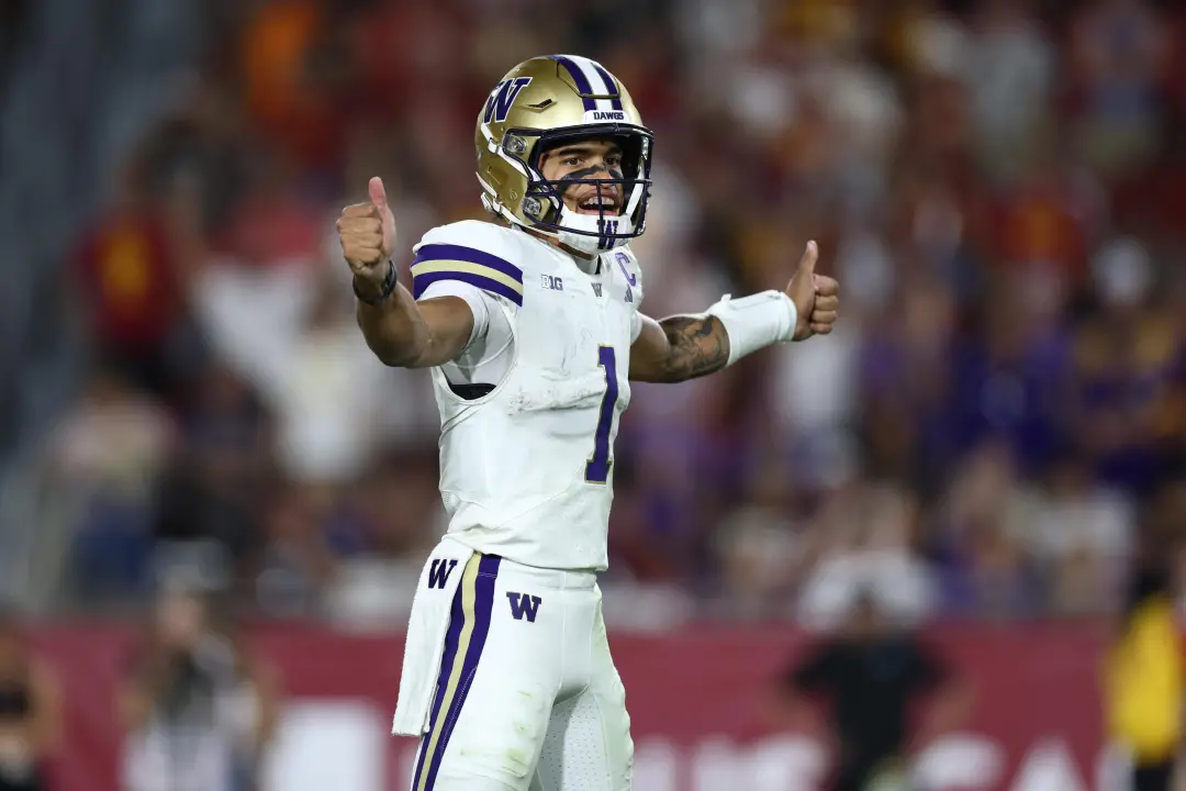 Washington perdeu de USC por 25 a 21 depois de liderar em terceiro quarto por 21 a 10. A defesa do time de Lincoln Rile…