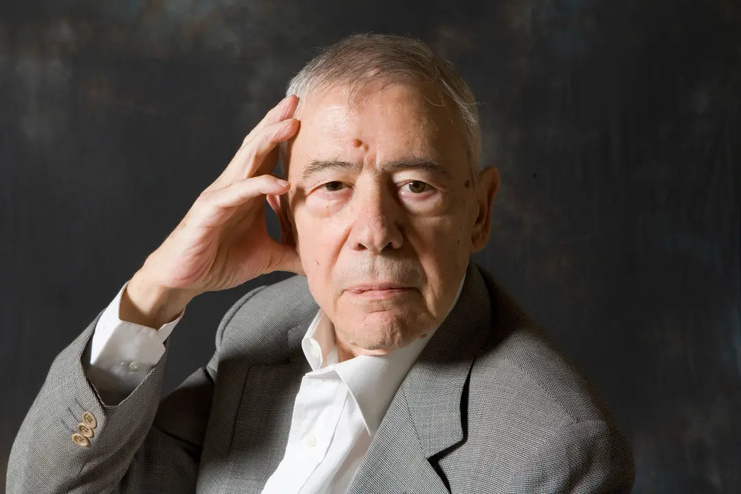 A Frase Infinita, de Aldo G. Gargani, fala sobre buscar verdades nas ficções quando a lógica falha. É um modo de ver a …