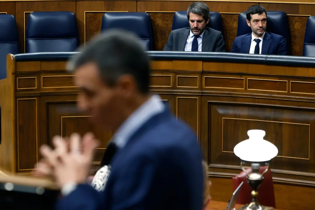 A esquerda enfrenta o desafio de mobilizar um eleitorado mais desmovilizado que o do PP e Vox nos próximos 54 dias. Ess…