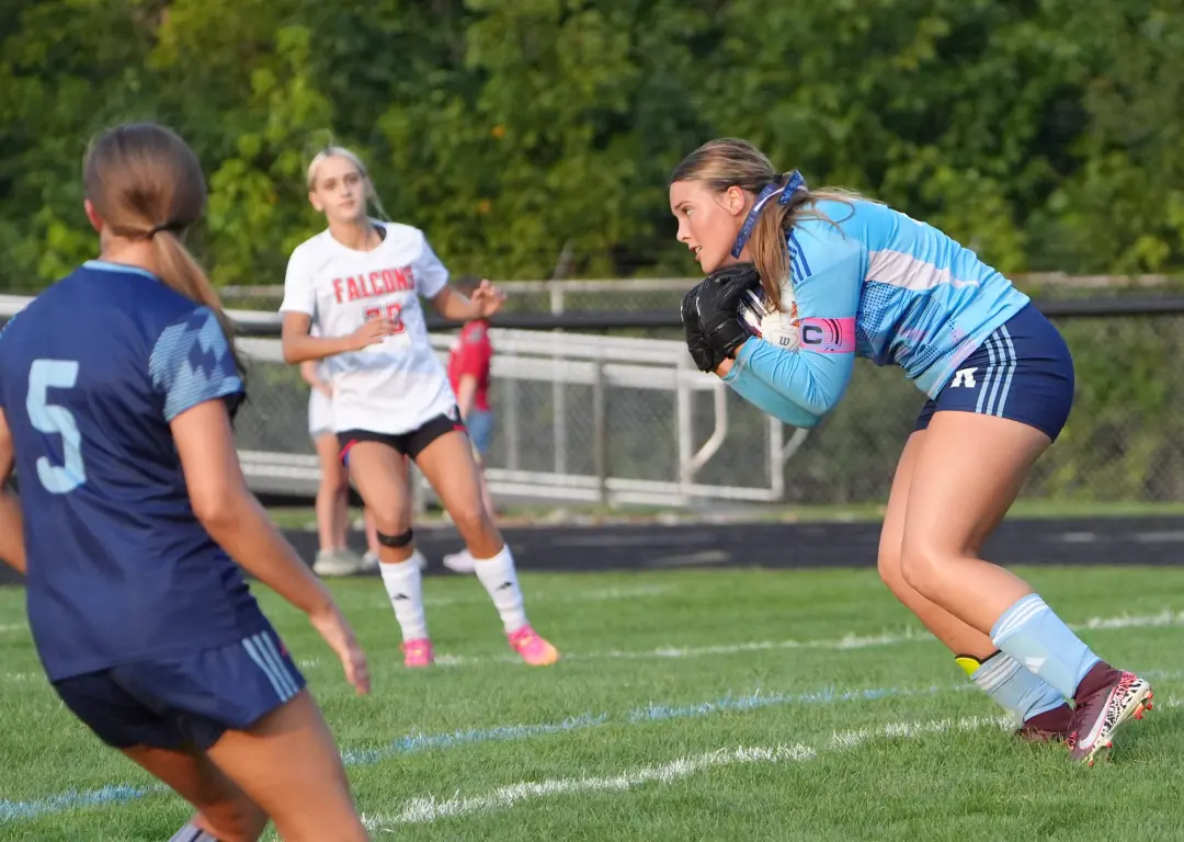Rootstown venceu Waterloo por 25 a 19 e ainda ganhou mais uma partida contra Crestwood, 25 a 8. Ver os times ganhando m…