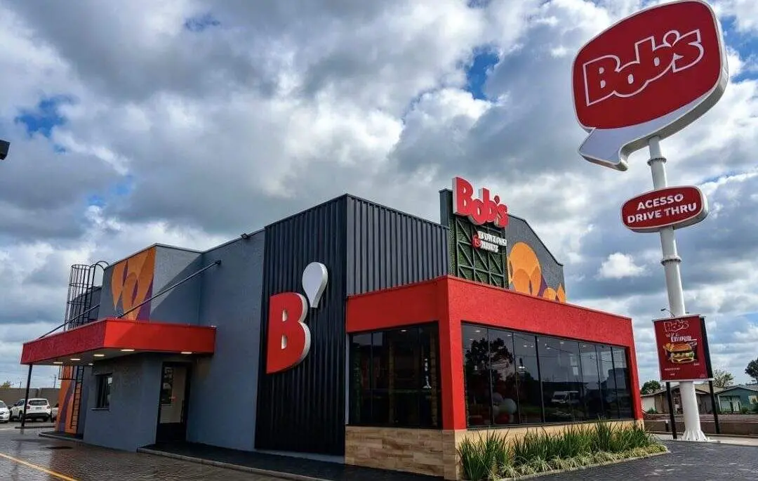 Vacaria recebeu a estreia do Bobs, abrindo unidade Drive-thru e ampliando a presença da marca no Rio Grande do Sul. A c…