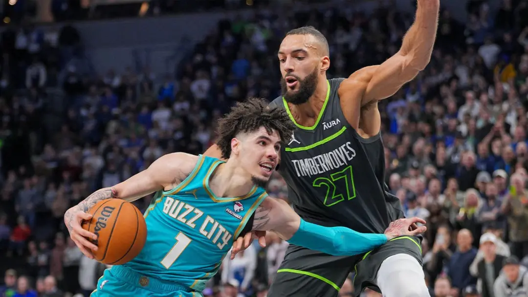 LaMelo Ball e Rudy Gobert estão mostrando uma química forte no começo da pré-temporada dos Timberwolves. A combinação d…