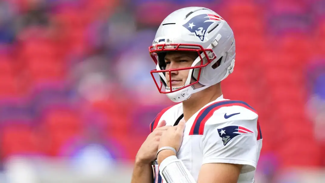 Mike Vrabel elogiou Drake Maye depois do jogo contra os Bills, vendo ele competir mesmo com começo de temporada ruim. É…