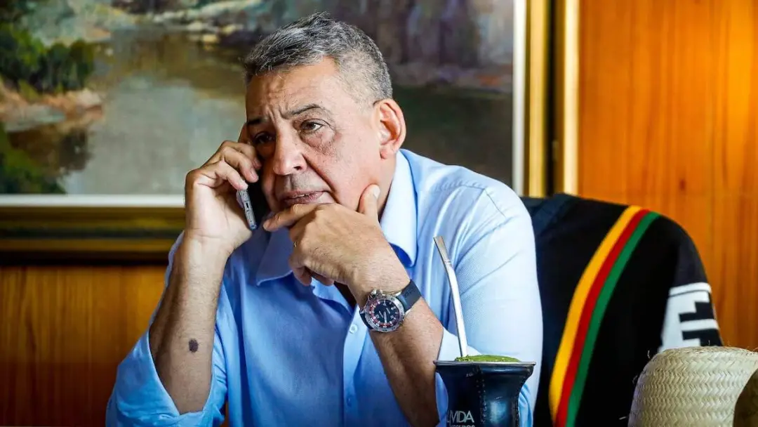 Prefeito Sebastião Melo analisou o cenário pós-eleições e anunciou apoio a Flávio Bolsonaro no segundo turno. Vejo que …