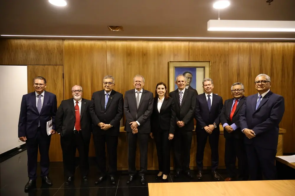 Magistrados do Peru visitaram o TJDFT para troca de experiências em gestão e tecnologia. É interessante ver o diálogo e…