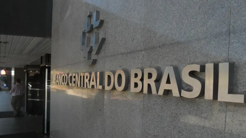 Mediana do Focus para o IPCA de 2026 subiu para 5,01%. Isso tá acima do teto da meta do Banco Central de 4,50%. Quando …