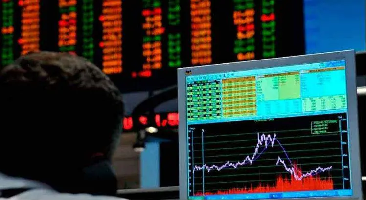 Ibovespa ultrapassou 200 mil pontos, subindo quase 10% na segunda-feira, com o dólar despencando 4,59% para R$ 4,976. O…