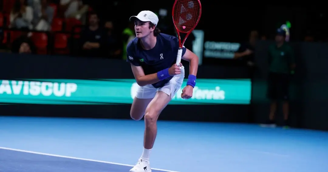 João Fonseca mantém a 29ª posição no ranking ATP com 1.750 pontos, mesmo sem jogar torneios na Ásia. A ausência nos eve…
