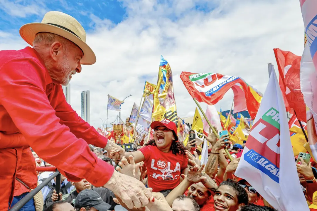 Lula desenhou nova rota na eleição depois de passar para o segundo turno contra Flávio Bolsonaro. A equipe foca em mant…