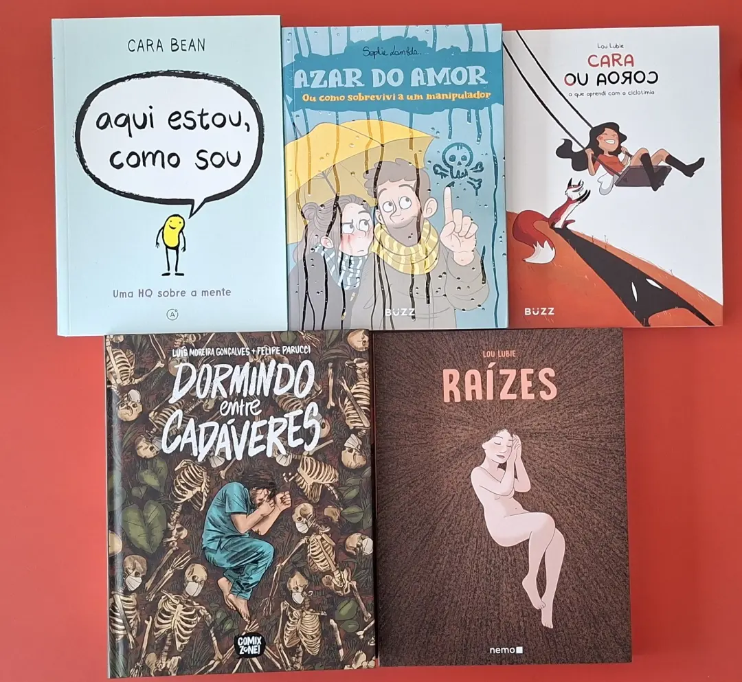 Cinco graphic novels abordam saúde mental em diferentes lentes, do trauma ao autocuidado. A forma como essas obras most…