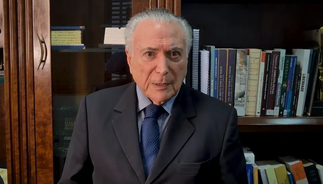 Temer declara apoio a Flávio Bolsonaro no segundo turno, interpretando as urnas como pedido de mudança na condução polí…