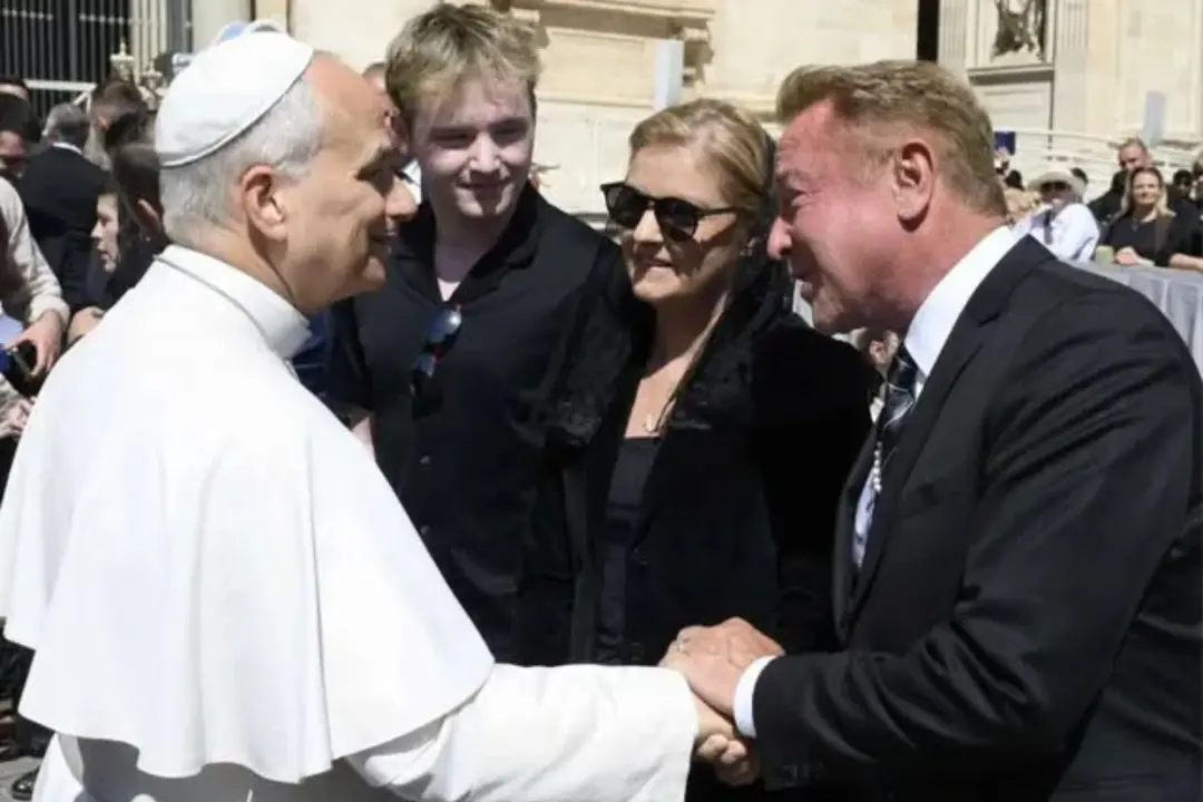 Niamh O'Brien, esposa de Michael Flatley, faleceu em Dublin após um período de doença. É muito triste ver o fim de algu…