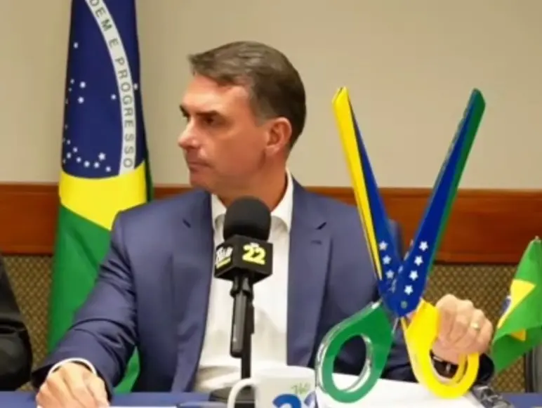 Juros futuros caíram forte, com o vencimento em outubro de 2031 recuando 8,86% para 12,75%. A expectativa de ajuste fis…