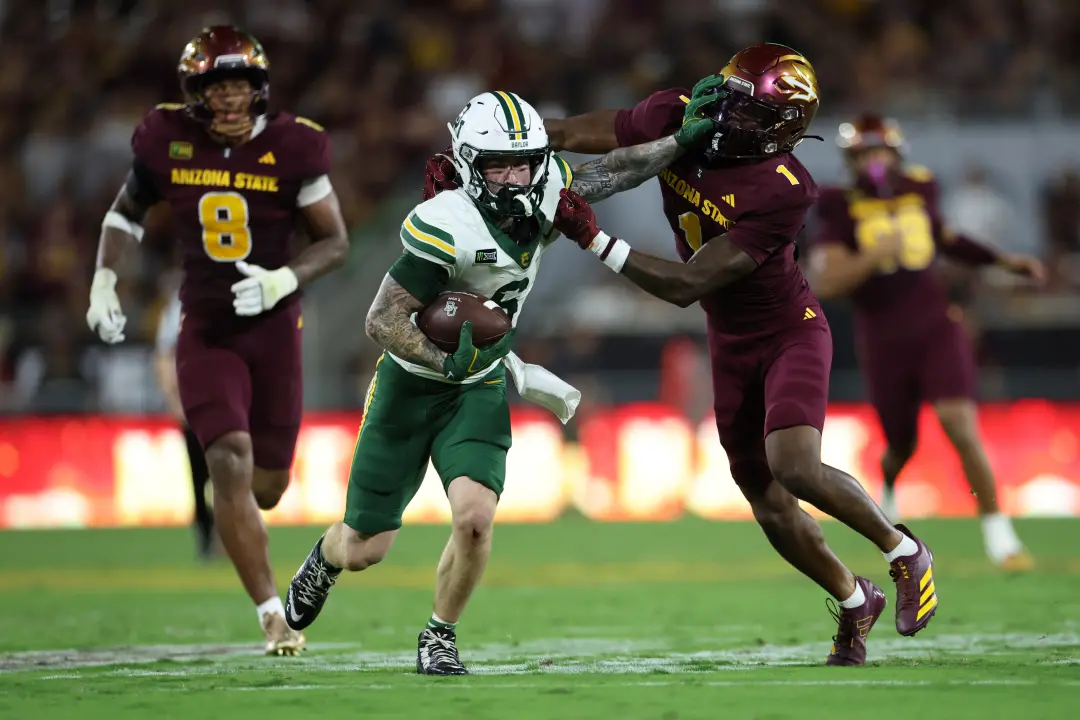 55 a 19, a perda do time de Tempe para Baylor. O técnico Kenny Dillingham disse que tá tão frustrado quanto todo mundo.…