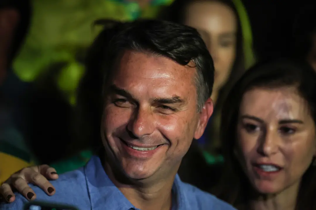Flávio Bolsonaro chega à segunda etapa com 47% dos votos, superando Lula que tem 45% na eleição. Um Congresso com mais …