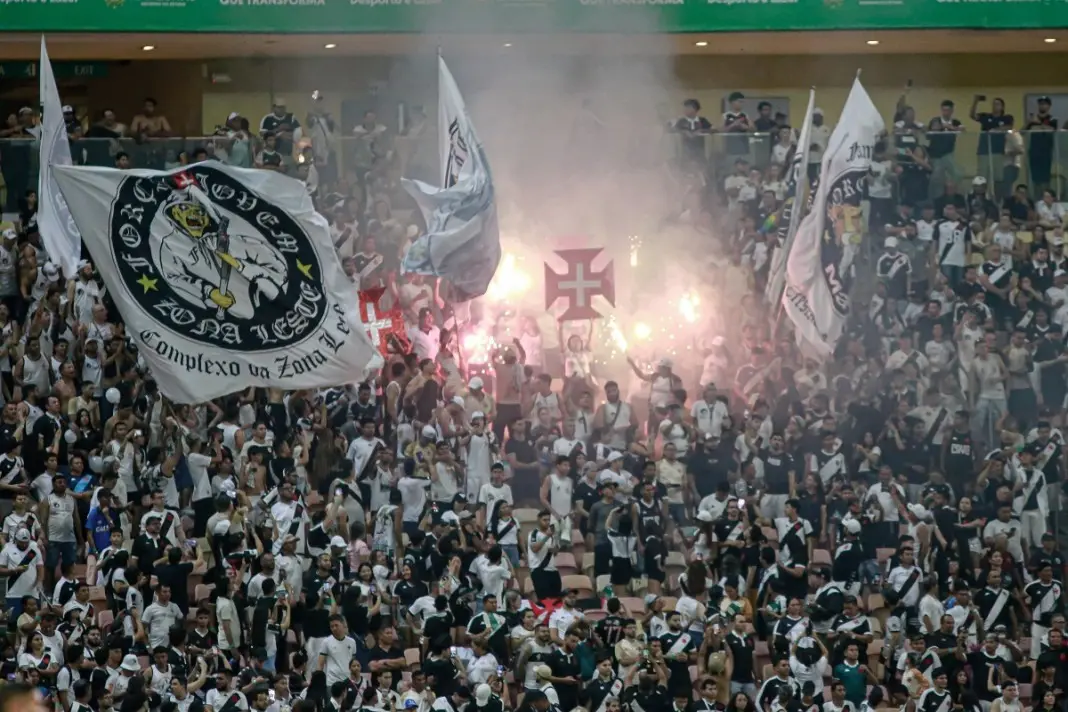 Manaus pode sediar jogos do Vasco contra Boca Juniors e Flamengo, a Arena da Amazônia tá disponível. Acho importante da…