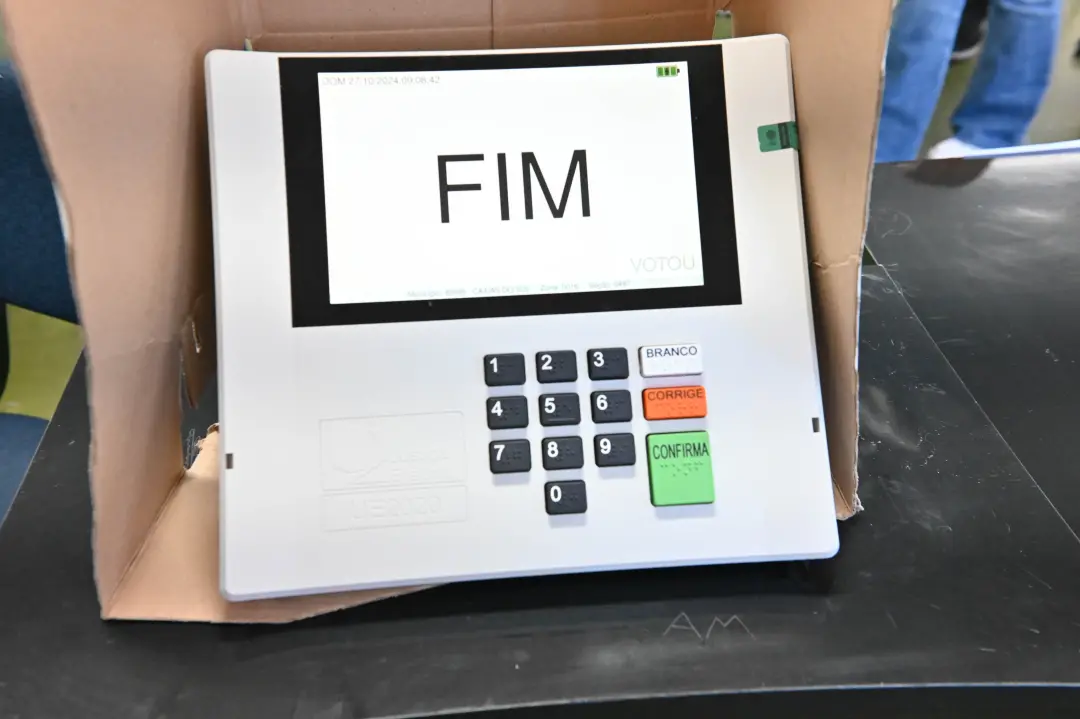 Dois em cada dez eleitores de Uberaba se abstiveram no primeiro turno das Eleições 2026, totalizando 50,7 mil pessoas. …