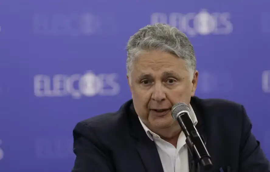Anthony Garotinho desistiu do recurso contra o indeferimento da candidatura no Rio de Janeiro. A desistência abre camin…
