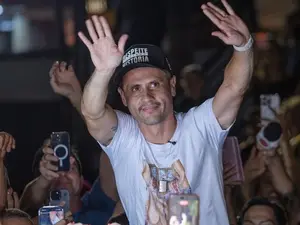 Governador eleito de Minas Gerais, Cleitinho, disse que nunca será aliado de Lula. Isso mostra a polarização política b…