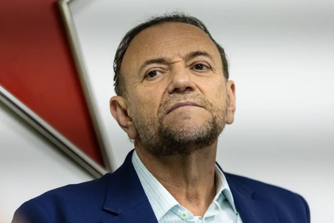 Edinho Silva diz que a campanha de Lula vai mudar o enfoque para o segundo turno e que ele deve participar do maior núm…