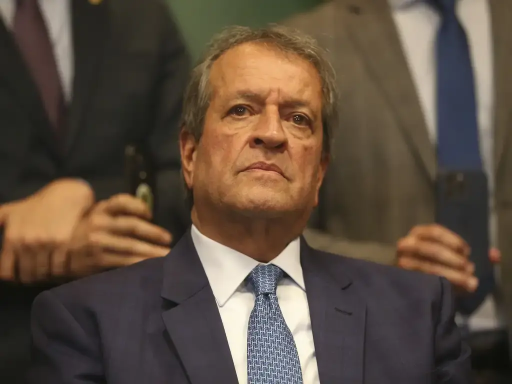 Valdemar Costa Neto disse que Bolsonaro pode concorrer em 2030, se ele sair da inelegibilidade. A gente pondera porque …