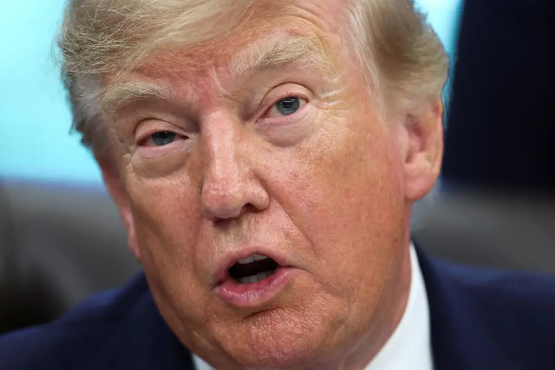Trump falou que a eleição brasileira deve ser bem acirrada. Ele comparou isso com a rapidez da apuração aqui no Brasil,…
