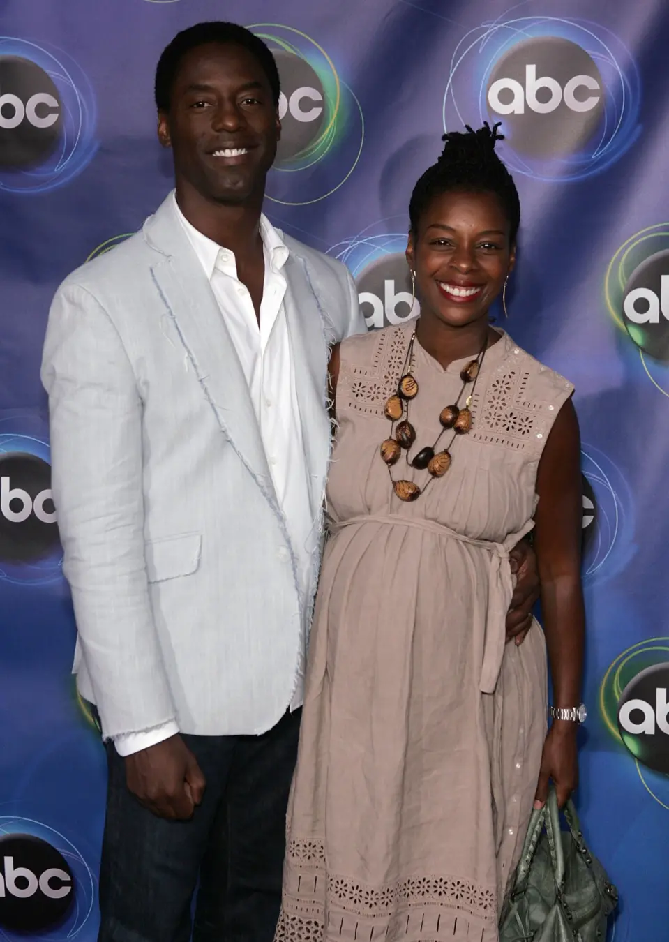 Jenisa Garland, esposa de Isaiah Washington, faleceu após quase trinta anos de casamento. A perda é um choque grande pa…