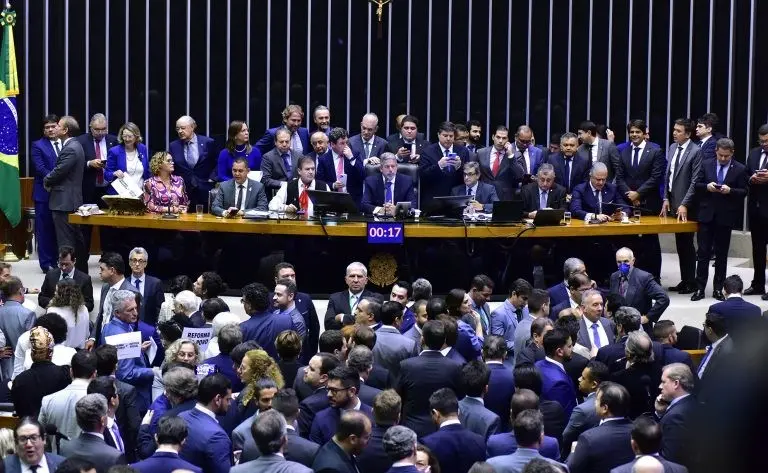 Rio de Janeiro tem bancada federal com dez mulheres em posse em 2027, embora ainda seja majoritariamente masculina. A p…