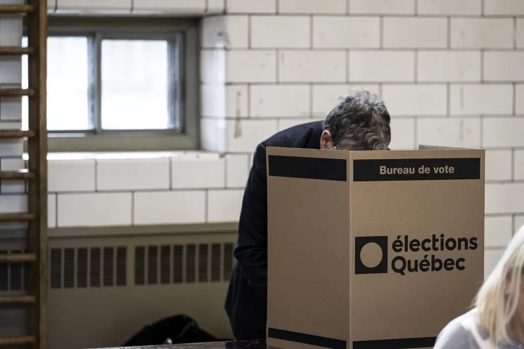 Quebec aproxima-se de vitória com separatistas liderando com 30% nas intenções de voto. Essa movimentação de querer um …