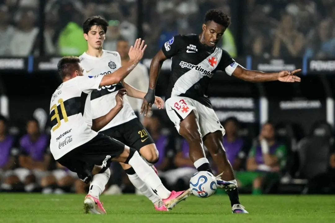 Justiça do Rio negou liminar para Vasco usar o Maracanã contra o Boca Juniors pela Sul-Americana. A juíza apontou diver…