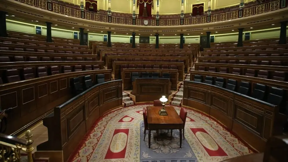 Crise de moradia acelerou o fim da legislatura, fazendo com que medidas econômicas pendentes fossem adiadas. O governo …