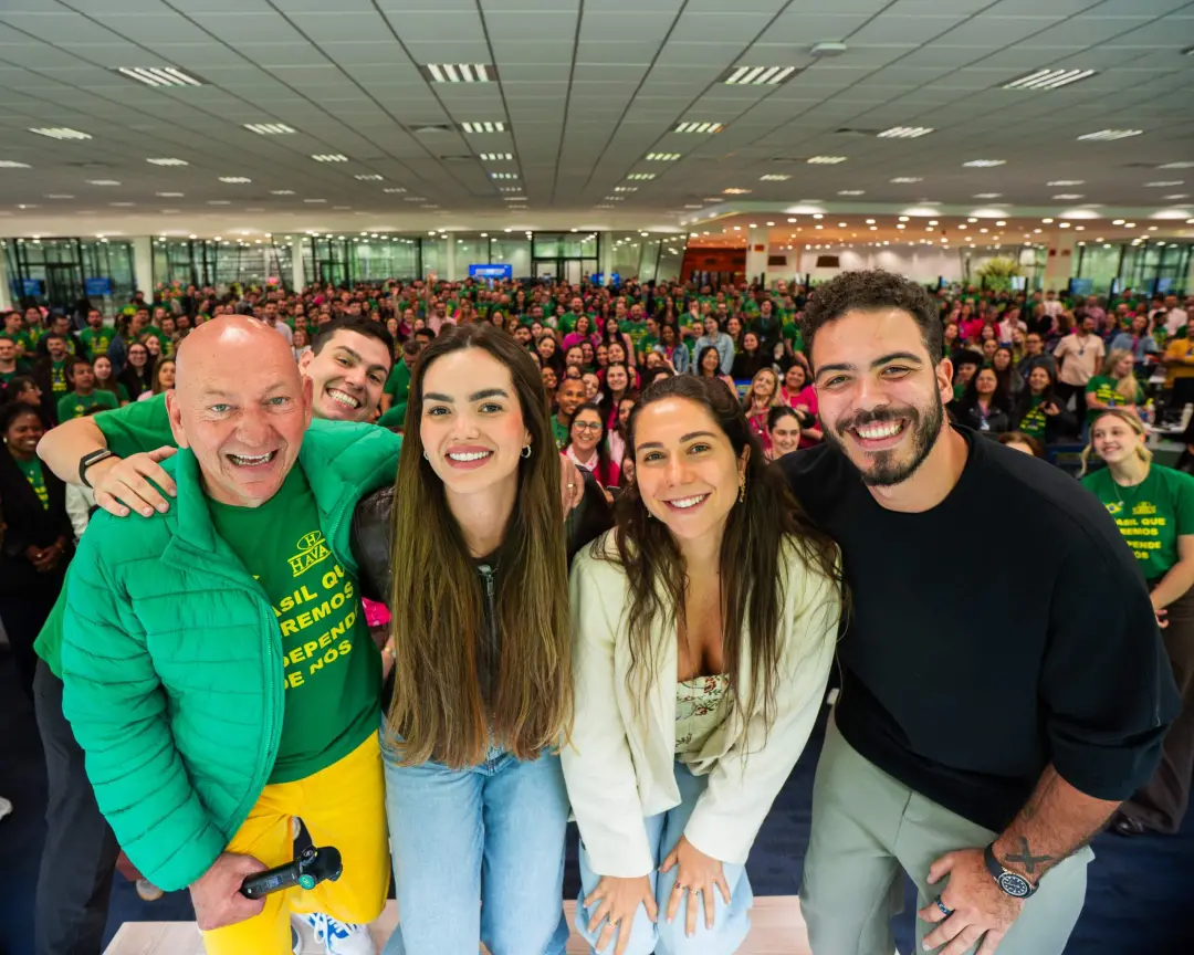 Ronald Nazário, Suzanna Freitas, Carol Portaluppi e Pedro Leonardo gravaram campanha da Havan em Navegantes e Barra Vel…
