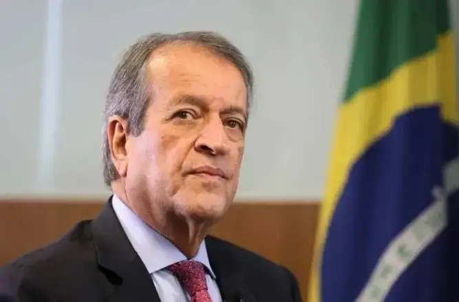 Valdemar Costa Neto projeta Bolsonaro como forte candidato em 2030 pela sigla PL. Isso mostra a projeção do partido sob…
