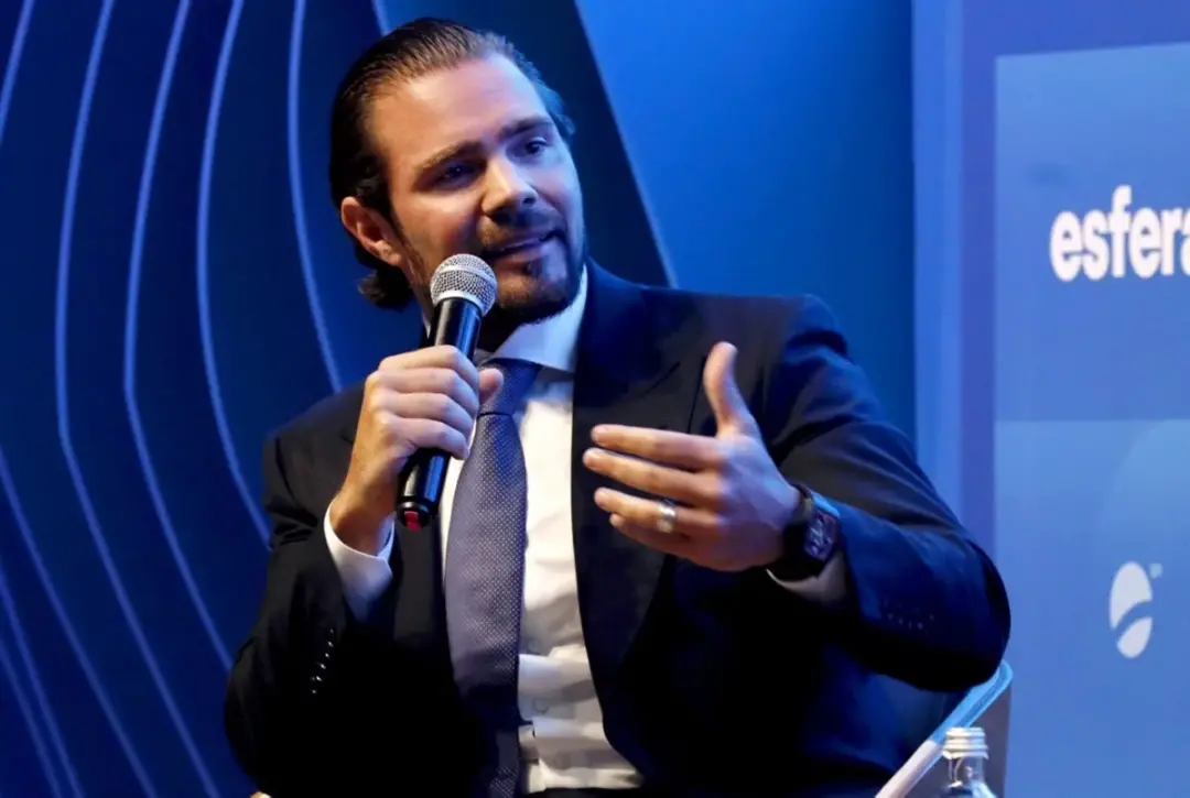 Sete políticos ligados a investigações do Banco Master garantiram vagas no Congresso Nacional. Isso mostra como certas …