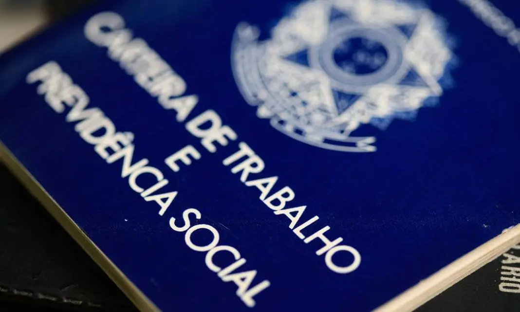 Rio criou 13,1 mil empregos formais em agosto, melhor resultado em quatro anos, com setor de serviços liderando. Esse m…