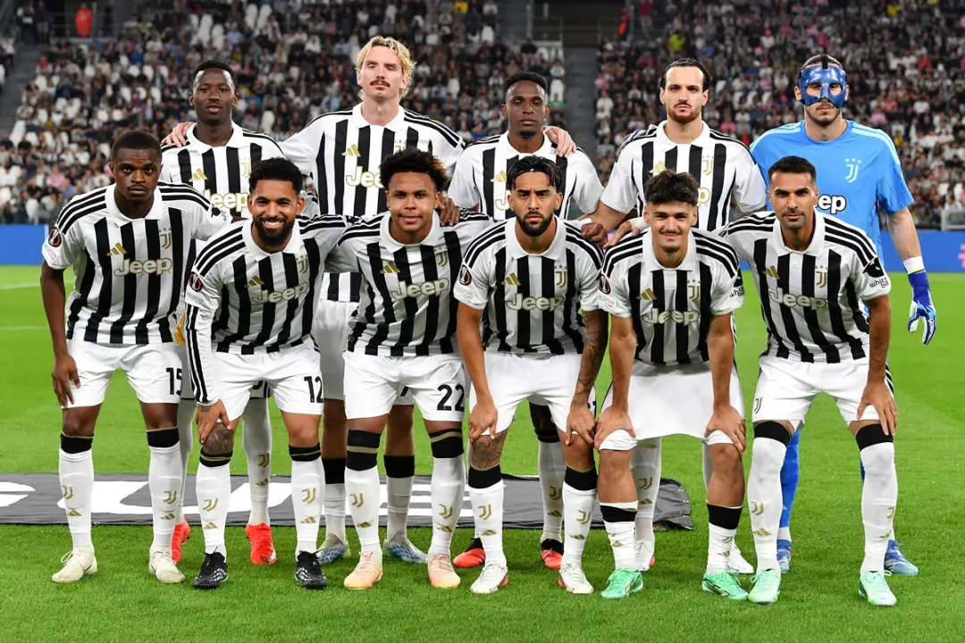 Ciro Ferrara disse que o problema do futebol italiano é parecido com o da Juventus, que não ganha a Serie A desde 2020.…