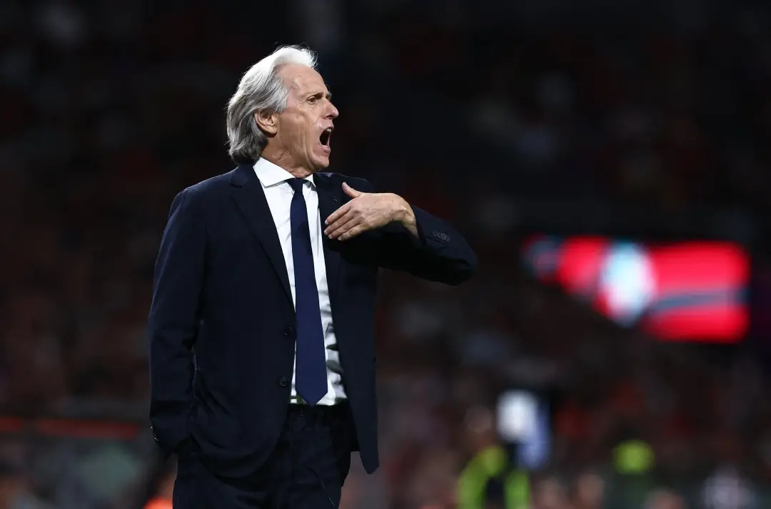 Jorge Jesus disse que Cristiano Ronaldo pode voltar para a seleção portuguesa quando quiser, após o encontro com o técn…