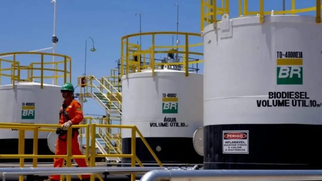 Ações da Petrobras subiram 6,61% no 1º pregão pós eleição, atingindo R$ 54,55. O mercado está reagindo à guinada políti…