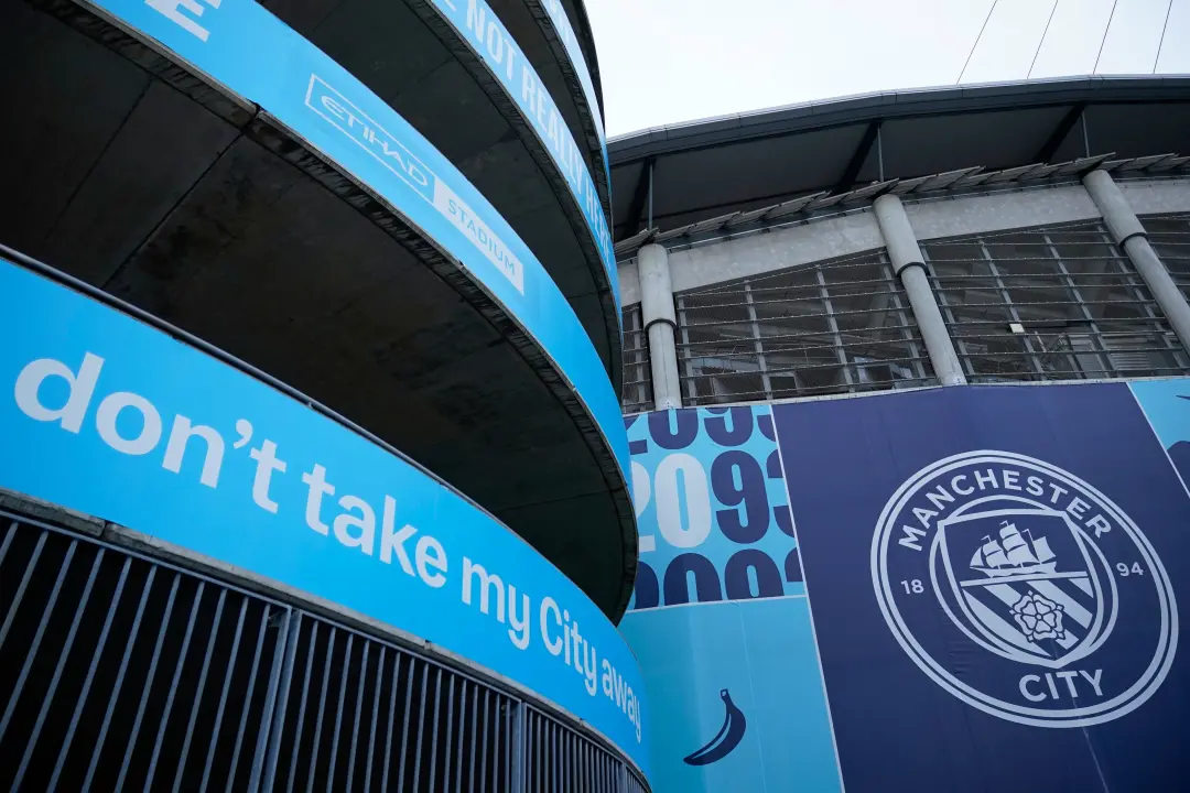 Manchester City acusado de infrações graves às regras financeiras por uma comissão independente. A questão agora não é …