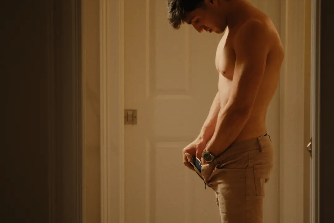 Director Daniel Lombroso lança trailer do Manhood em 2026 na SXSW, um documentário sobre insegurança masculina. Curto a…