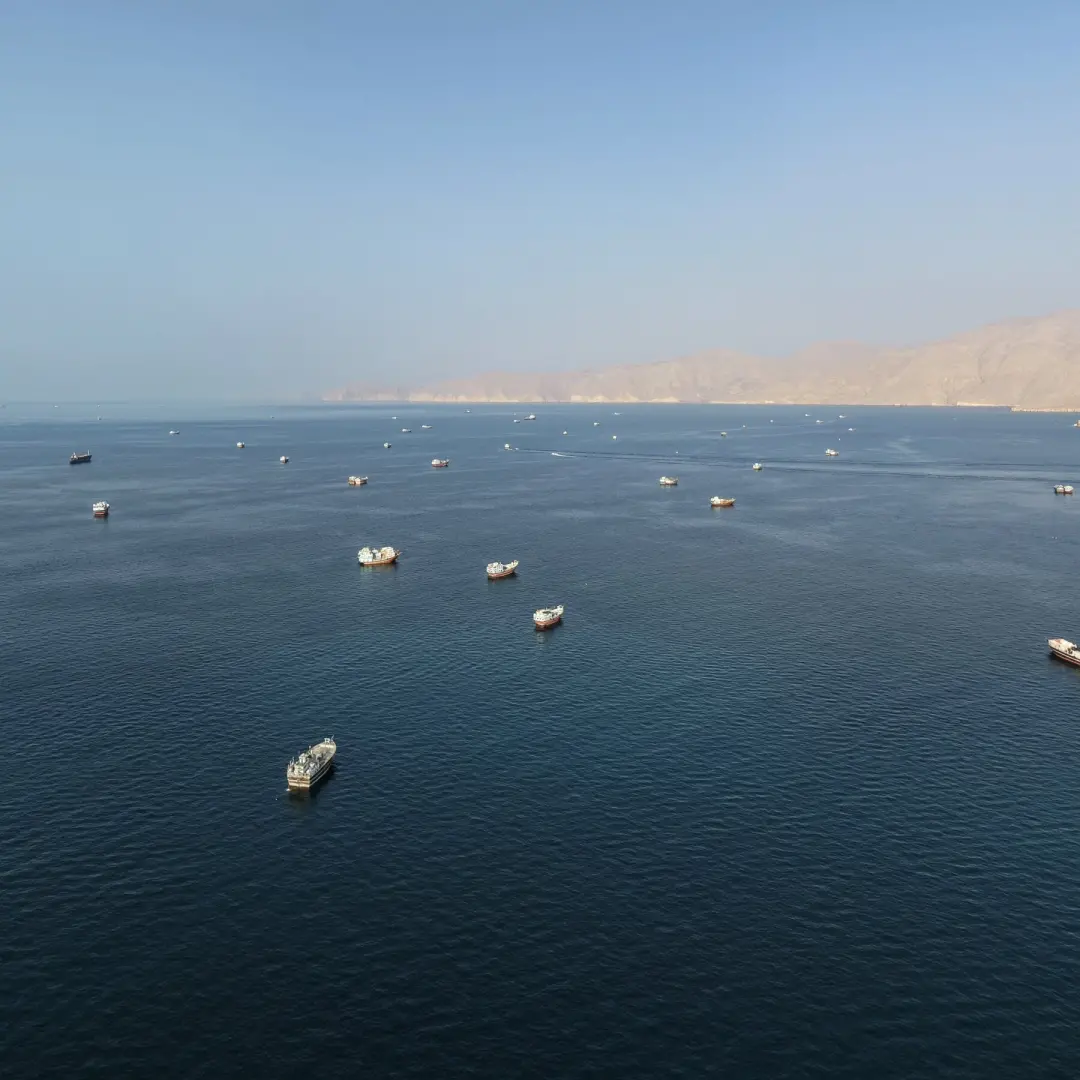 Ataques em navios no Estreito de Ormuz e na infraestrutura de petróleo da Arábia Saudita ocorreram enquanto os exportad…