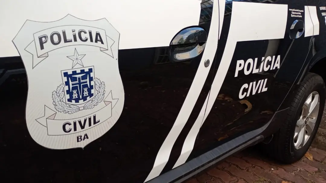 Três homens morreram a tiros em Feira de Santana no domingo, nos bairros Parque Ipê, Novo Horizonte e Queimadinha. Duas…