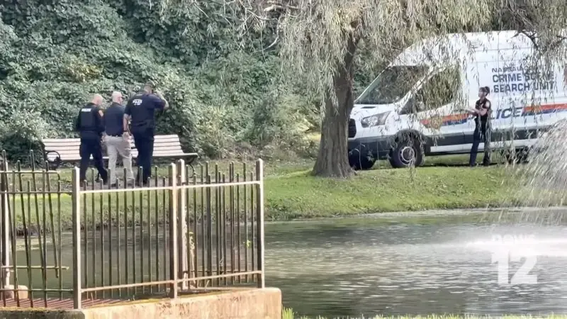 Restos humanos foram achados em mata do Plandome Pond Park, Nova York, por um estudante de treino de corrida. A descobe…